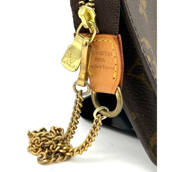 Louis Vuitton Monogram Toiletry Pouch 15*Great Shape and Unbranded Chain! - Picture 3 of 8